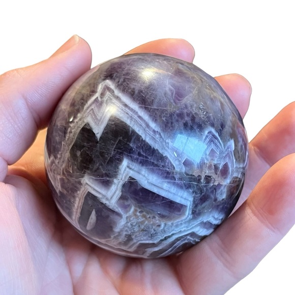Amethyst sphere - Picture 3 of 9